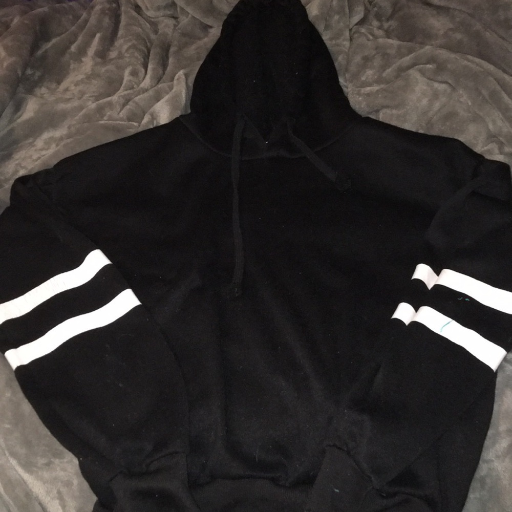 black and white cropped hoodie